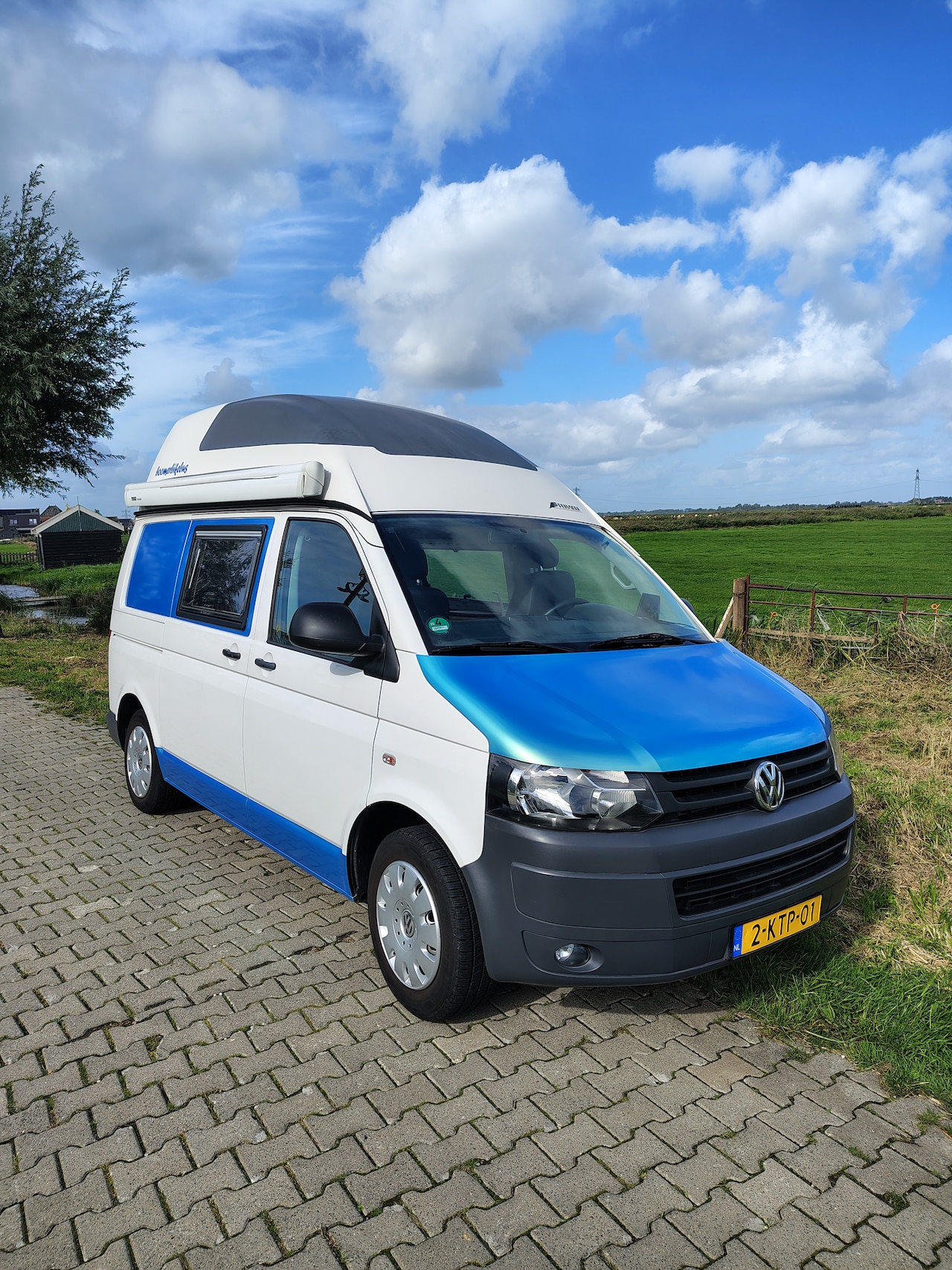 Volkswagen T5 - Camper (Park & Hide) - AutoWereld.nl