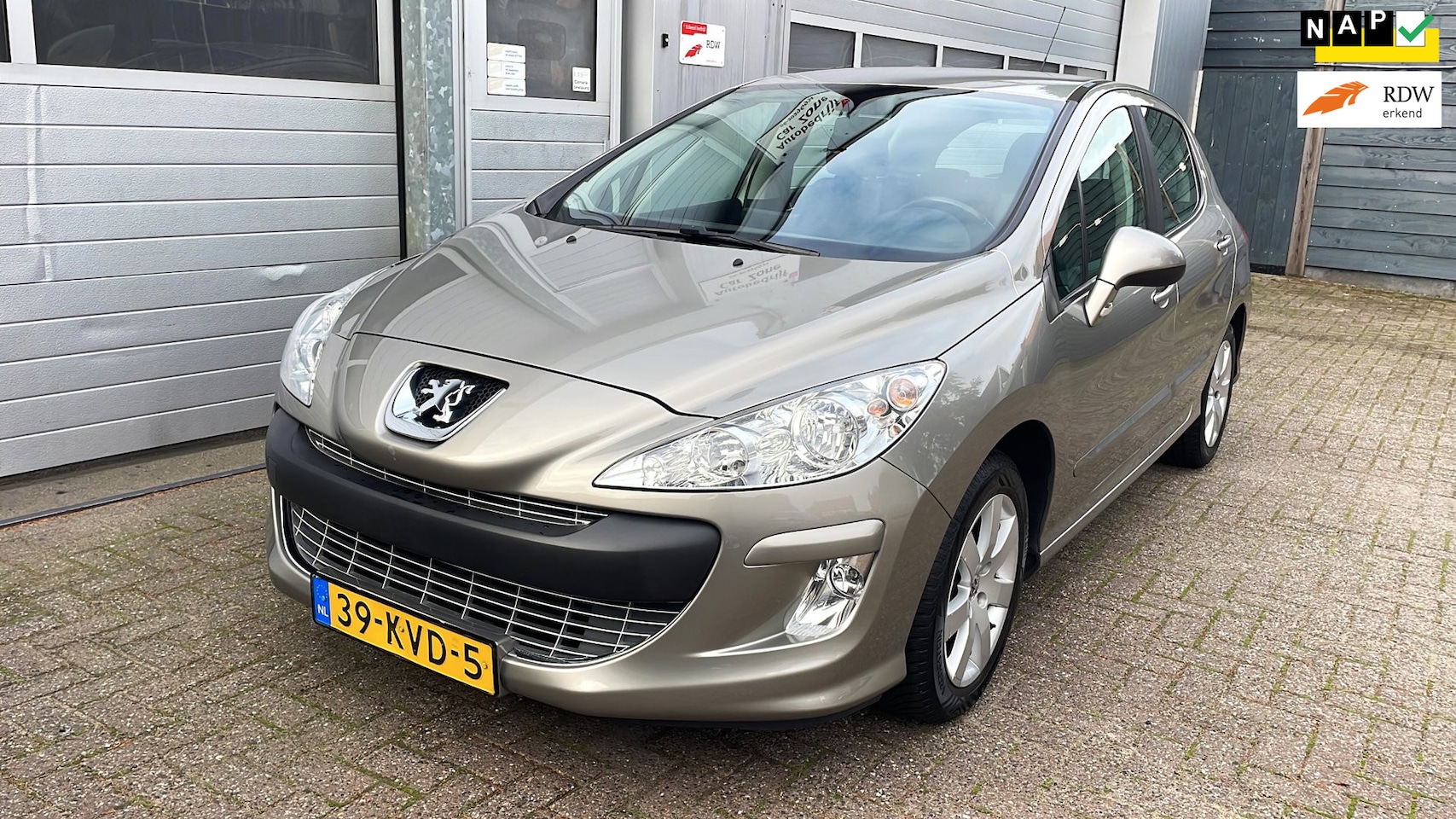 Peugeot 308 - 1.6 VTi Style-Navi-Clima-Cruise-Velgen-Trekhaak - AutoWereld.nl