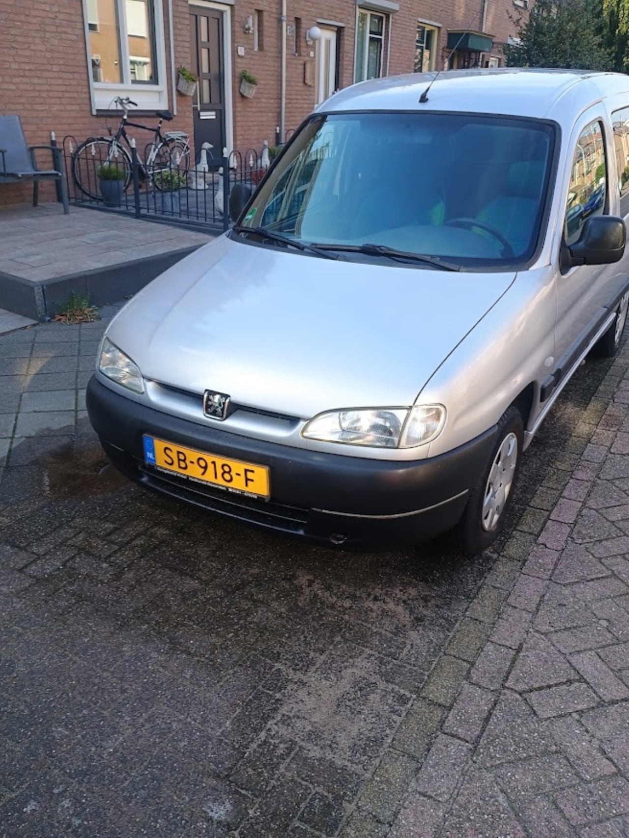 Peugeot Partner - 1.8 Combispace invalide uitvoering - AutoWereld.nl
