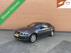 BMW 3-serie - 320i 2006 215DKM | LED | SPORT | APK-27 | AIRCO