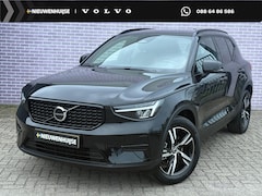 Volvo XC40 - 2.0 B4 Plus Dark | Trekhaak | Harman Kardon Audio | Achteruitrijcamera | Parkeersensoren |