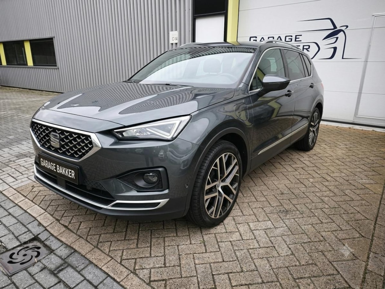SEAT Tarraco - 1.4 TSI e-Hybrid PHEV Xperience Business Intense - AutoWereld.nl