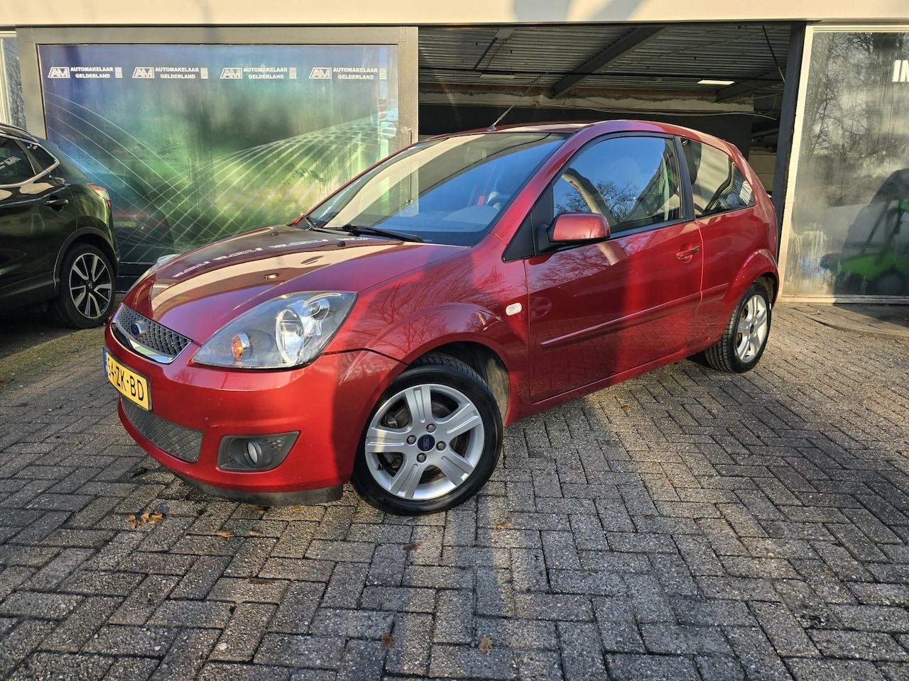 Ford Fiesta - 1.3-8V Futura | 3E EIGENAAR | 3/6 OF 12MND GARANTIE | AIRCO | ELEC RAMEN | PDC | TREKHAAK - AutoWereld.nl