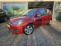 Ford Fiesta - 1.3-8V Futura | 3E EIGENAAR | 3/6 OF 12MND GARANTIE | AIRCO | ELEC RAMEN | PDC | TREKHAAK
