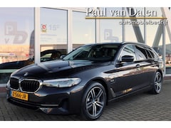 BMW 5-serie Touring - (g31) 530e 292PK BUSINESS Trekhaak | Leer | Camera | Live Cockpit | Clima | Stoel/stuurver