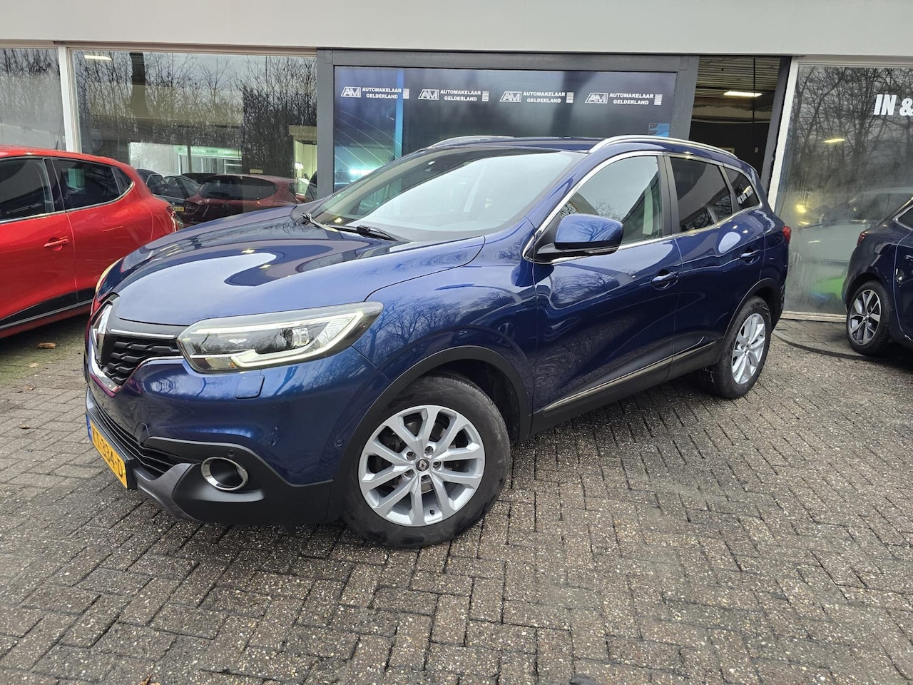Renault Kadjar - 1.2 TCe Intens | AUTOMAAT | 2E EIGENAAR | 3/6 OF 12MND GARANTIE | AIRCO | NAVI | CRUISE | - AutoWereld.nl