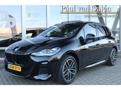 BMW 2-serie Active Tourer - (u06) 230e 326PK XDRIVE M-SPORT Panodak | Sfeerverlichting | Harman Kardon | Head Up | Liv