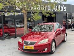 Lexus IS - 250 Executive/automaat/airco/cruise/Stoel verwarming/camera/trekhaak/Bom vol optie/12 maan
