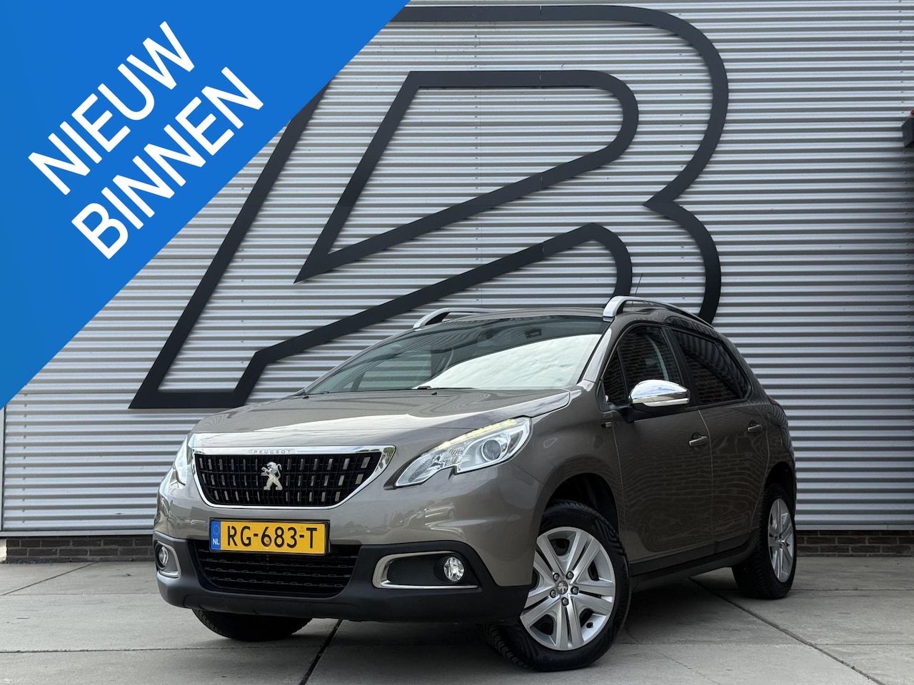 Peugeot 2008 - 1.2 PureTech Active 1e Eigenaar|Navi|Trekhaak|D-riem vv in 2025|Clima|PDC|Cruise|APK tot 0 - AutoWereld.nl