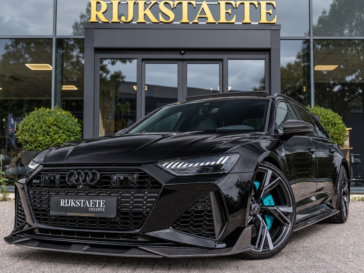 Audi RS6 - Avant 4.0 TFSI Quattro|PANO|B&O|360|ACC|22''|CARBON - AutoWereld.nl