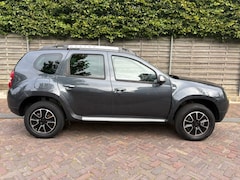 Dacia Duster - 1.2 TCe 4x2 Prestige *leder / navi / trekhaak / pdc
