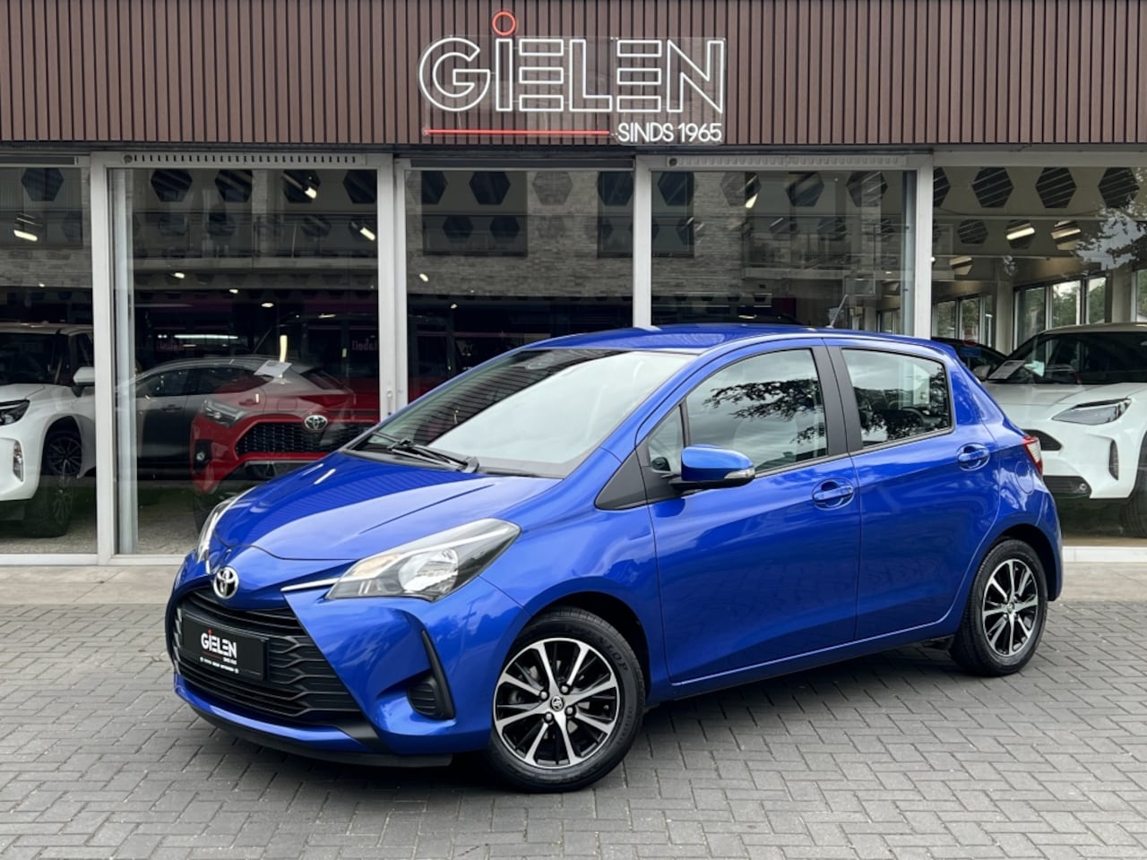 Toyota Yaris - 1.0 VVT-i Connect | Apple CarPlay/Android Auto, Lichtmetalen velgen, Airconditioning, Park - AutoWereld.nl