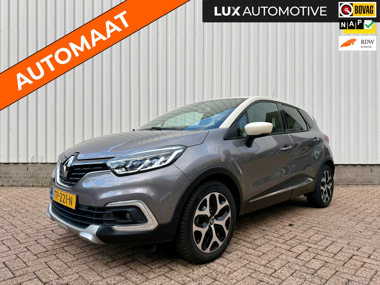 Renault Captur - 1.2 TCe Intens 1.2 TCe Intens, Navi, Camera, PDC, Trekhaak, 4-seizoenenbanden, NAP - AutoWereld.nl