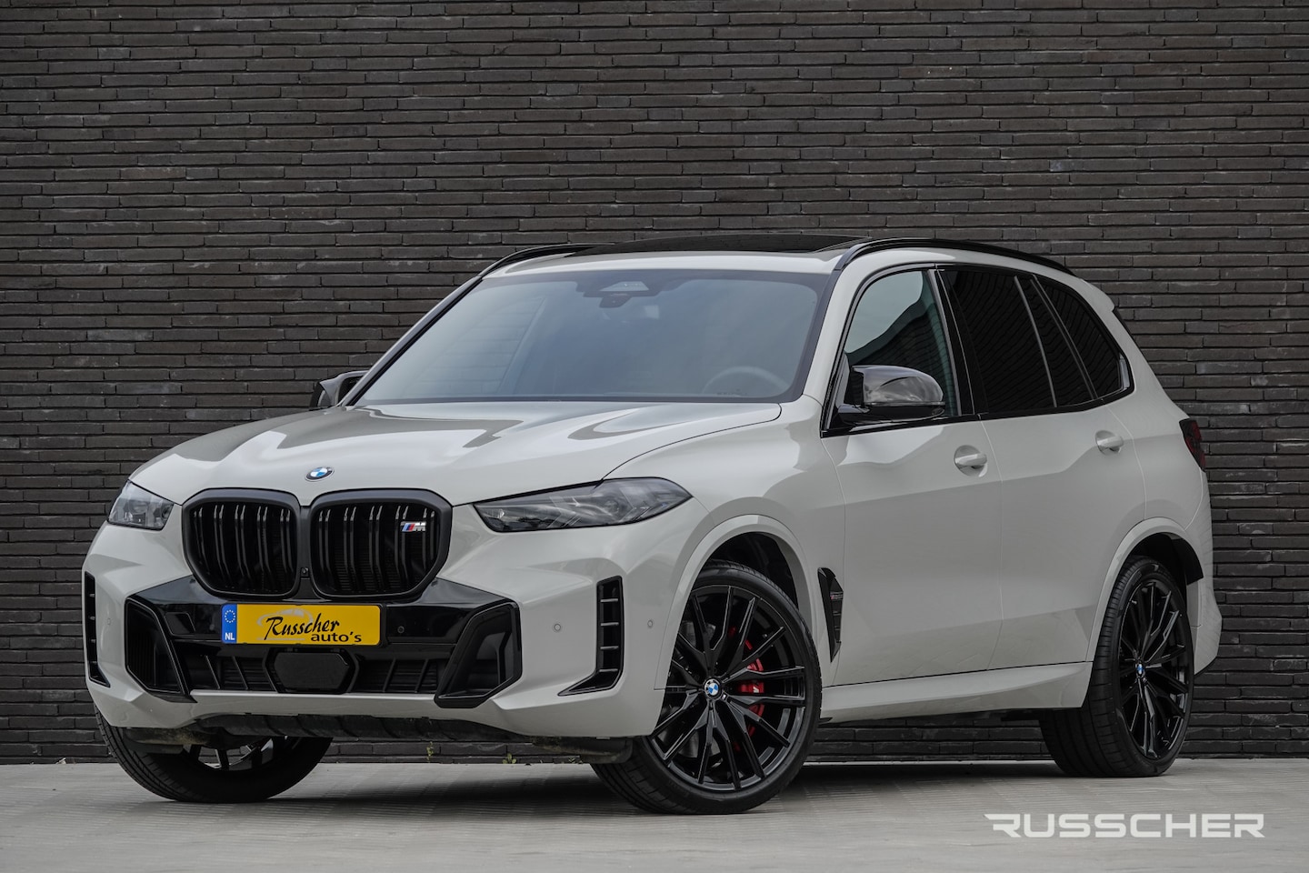 BMW X5 - M60i 530Pk Aut. xDrive | M-Sport Pro | M-Sport Seats | Panoramadak | Head-Up Display | 360 - AutoWereld.nl