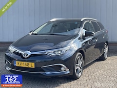 Toyota Auris - 1.8 Hybrid Executive | Dealer onderhouden | LED koplampen | Panorama | Half leer | Camera