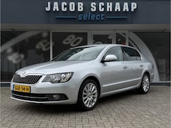 Skoda Superb - 1.8 TSI 160PK Automaat Active Business | Xenon | Trekhaak | Elektr. Stoel | Stoelverwarmin