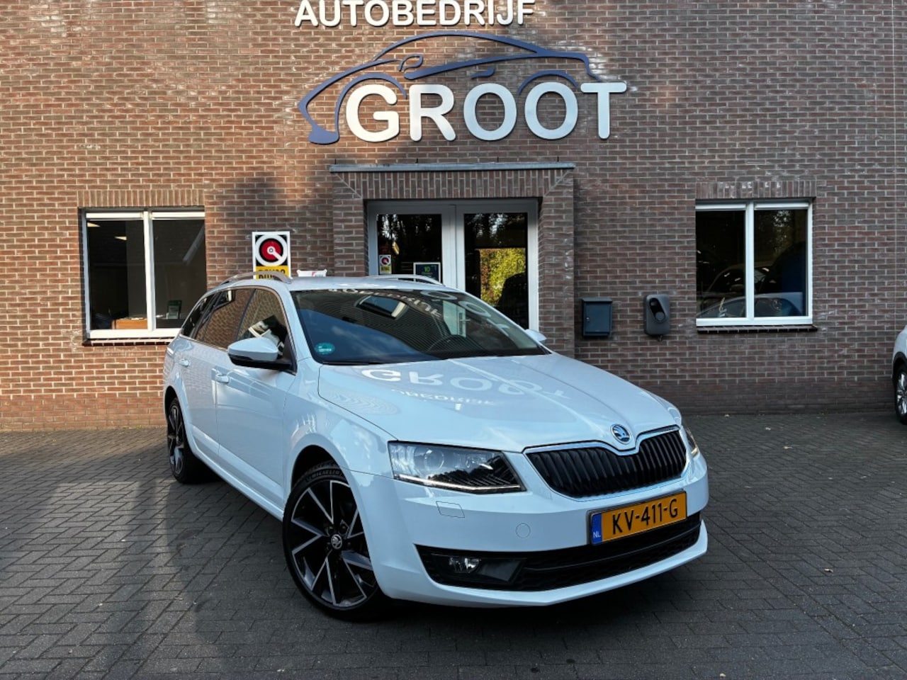 Skoda Octavia - 1.4 TSI STYLE 150PK! CARPLAY/CRUISE/STOELVERW. - AutoWereld.nl