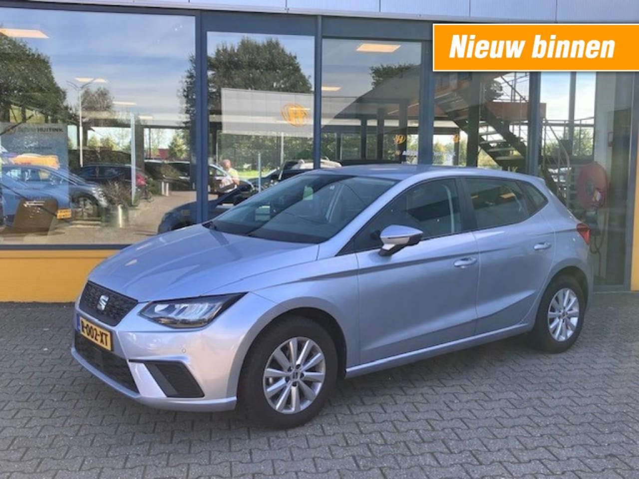 SEAT Ibiza - 1.0 TSI Style Business - camera - Navi/carplay/Android auto - stoelverwarming - AutoWereld.nl