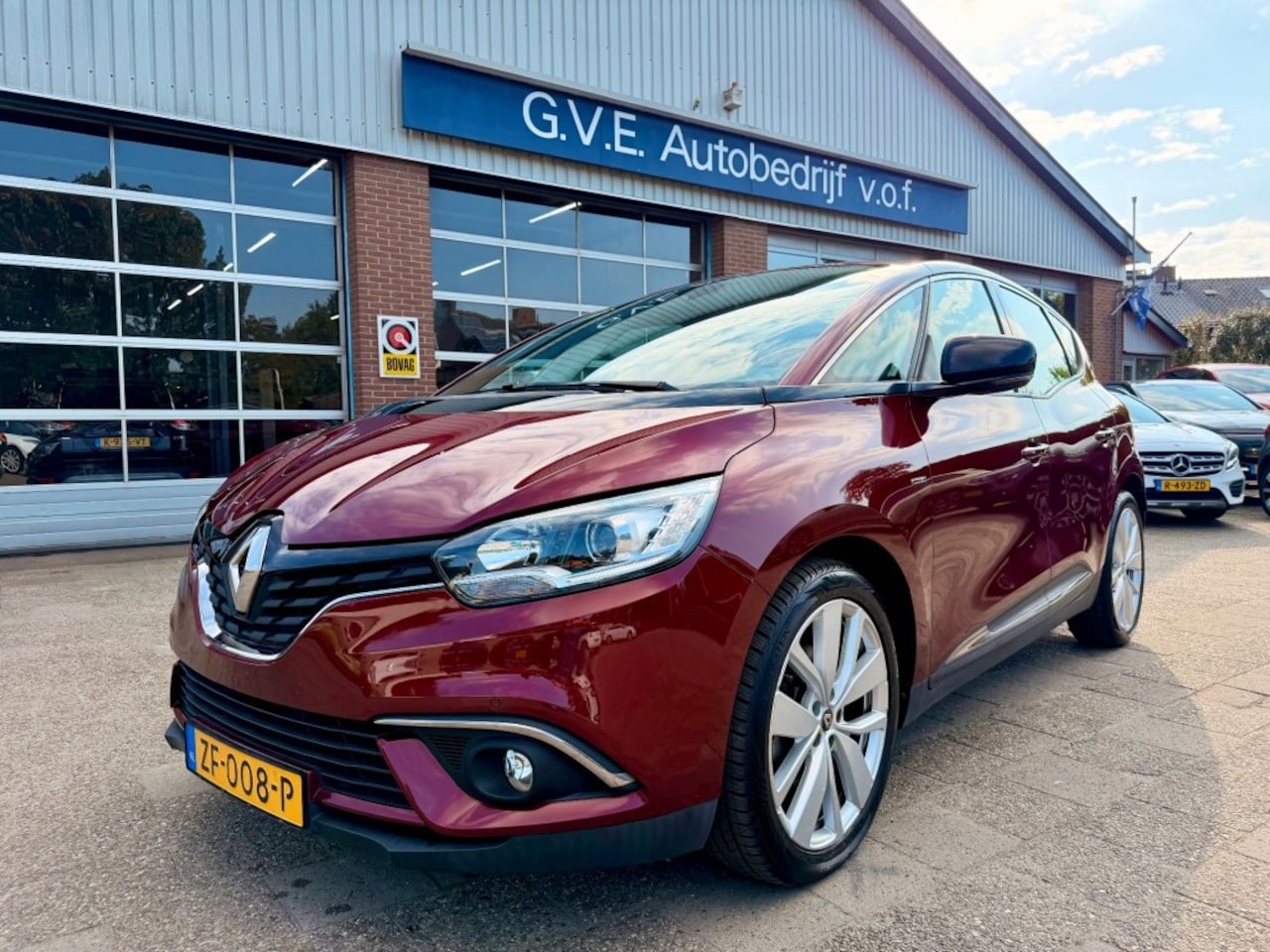 Renault Scénic - 1.3 TCE LIMITED 1E EIG, LAGE STAND NAP LOGISCH NL AUTO. - AutoWereld.nl
