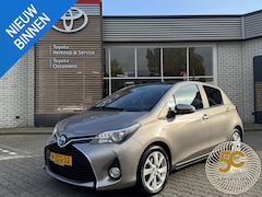 Toyota Yaris - 1.5 Hybrid DYNAMIC 1E-EIG NL-AUTO PANODAK KEYLESS CLIMA CRUISE BLUETOOTH CAMERA 15'' LM-VE