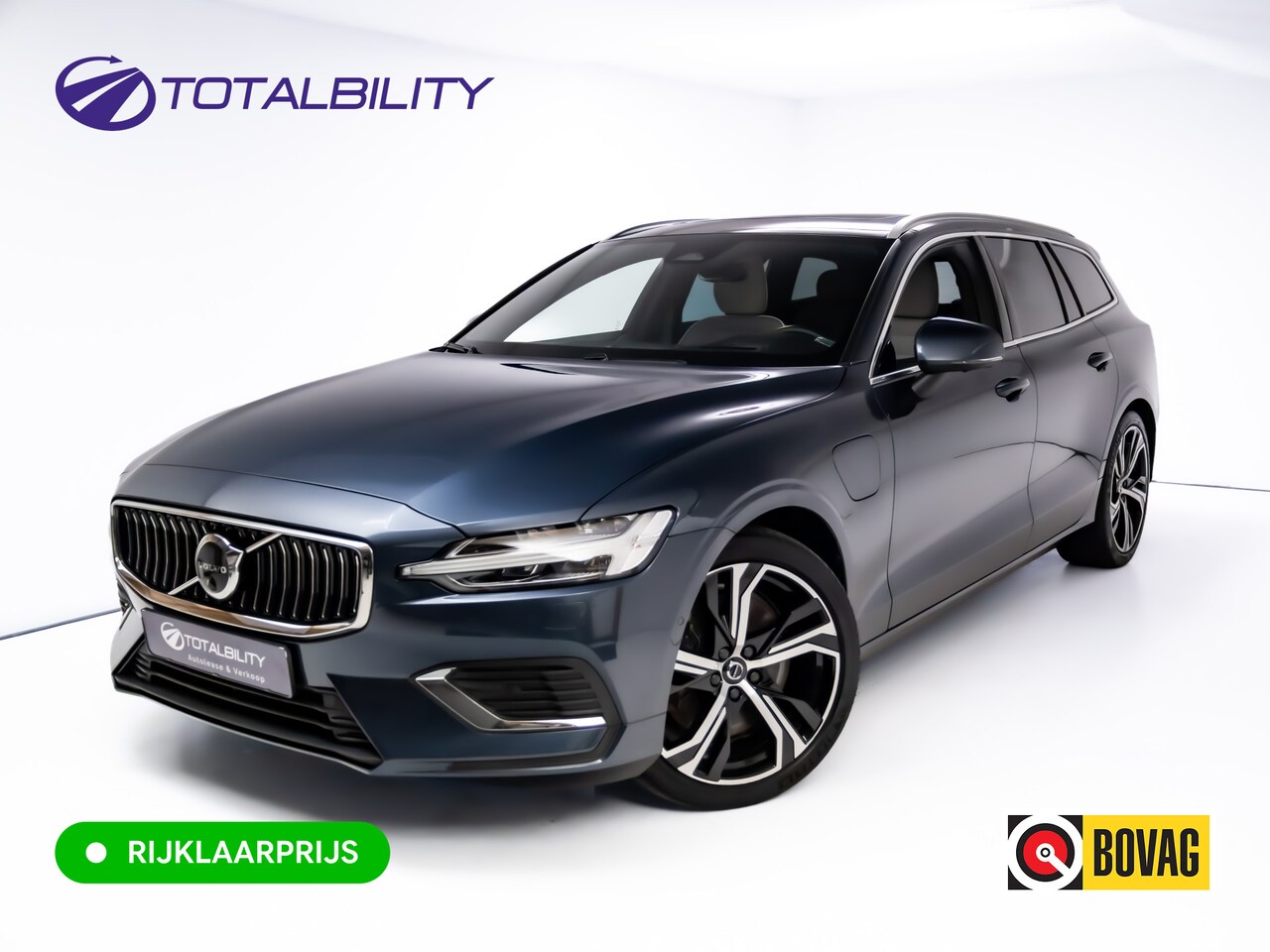 Volvo V60 - 2.0 T8 Plug-in hybrid AWD Ultimate Bright | Bowers & Wilkins | Panorama dak | Trekhaak | S - AutoWereld.nl