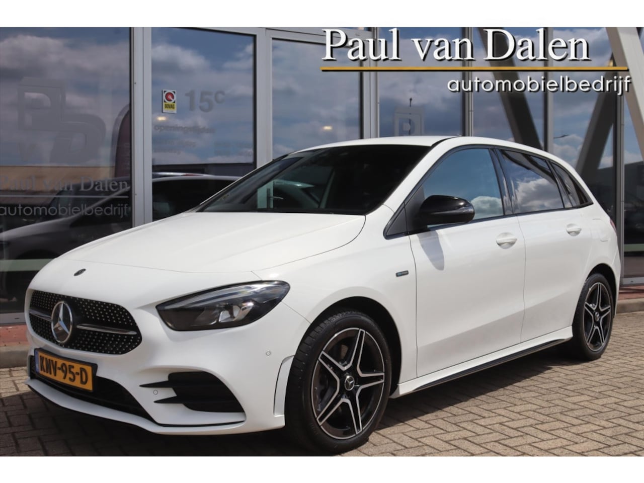 Mercedes-Benz B-klasse - B250e 218PK AUTOMAAT AMG NIGHT Navi | Sfeerverl. | Stoelverw. | Widescreen | Clima | Cruis - AutoWereld.nl