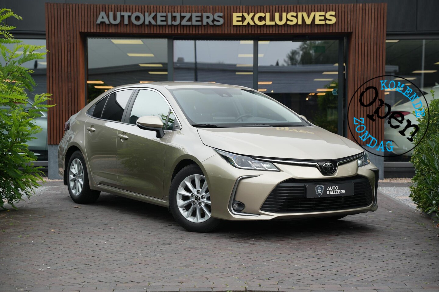 Toyota Corolla - 1.5 Cruise Clima LED Automaat! - AutoWereld.nl