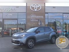 Toyota Yaris Cross - 1.5 HYBRID 130 GR-SPORT NIEUW MODEL 2026 PANODAK 360-CAMERA JBL-AUDIO STOELVER. HEAD-UP BL