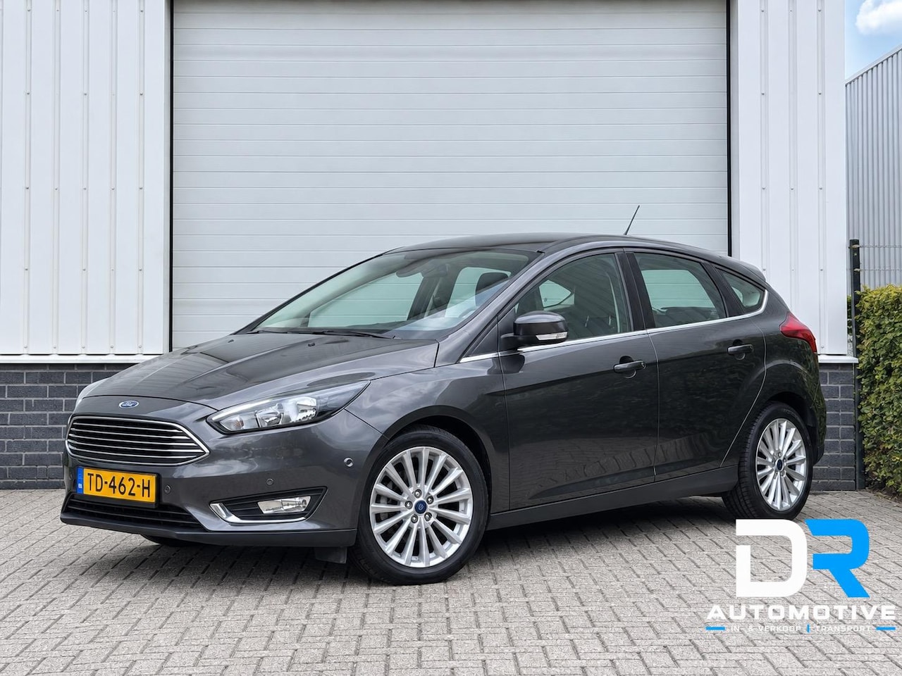 Ford Focus - 1.0 EcoBoost Titanium | 1e EIGENAAR | DEALER OH | CARPLAY - AutoWereld.nl