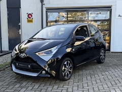 Toyota Aygo - 1.0 VVT-i x-play Automaat | 59.493 KM | Camera | Airco | 5-Deurs | LM Velgen