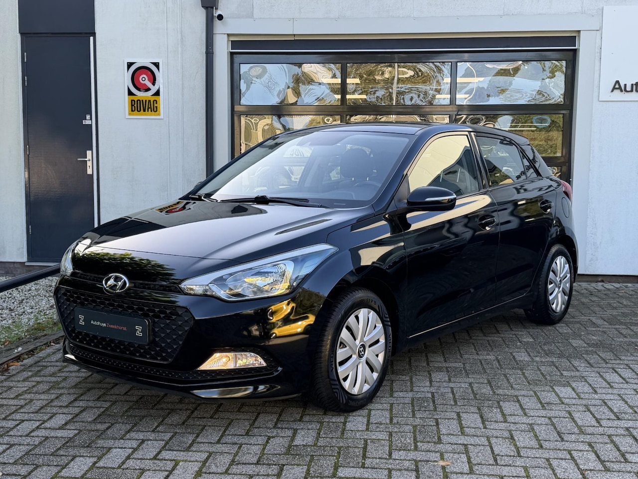Hyundai i20 - 1.4 Automaat | 55.119 KM | Stoel-/Stuurverwarming | Airco | Lane Assist | PDC - AutoWereld.nl