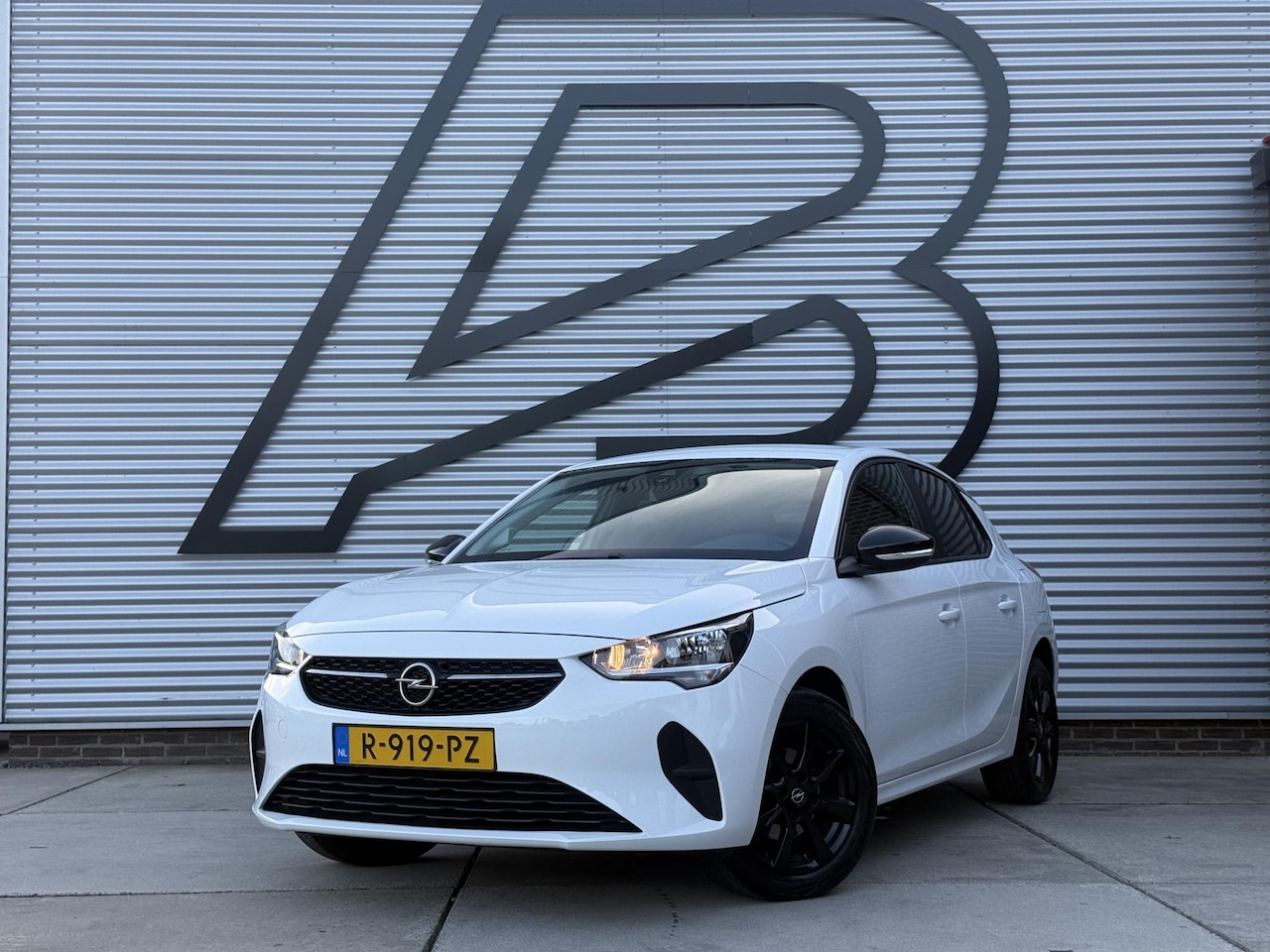 Opel Corsa - 1.2 Edition Carplay|Airco|Cruise|Lm velgen|Elek ramen|N.A.P|APK tot 02-2028 - AutoWereld.nl