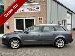 Audi A4 Avant - 2.0i / Garantie / Mooie auto