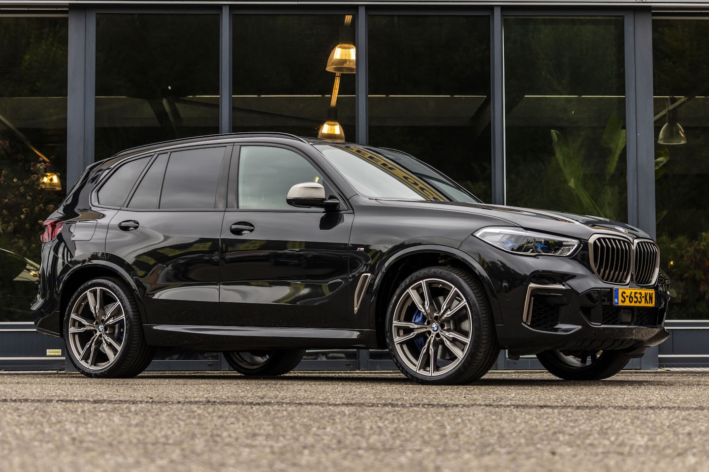 BMW X5 - M50i High Executive Dealer onderhouden - AutoWereld.nl