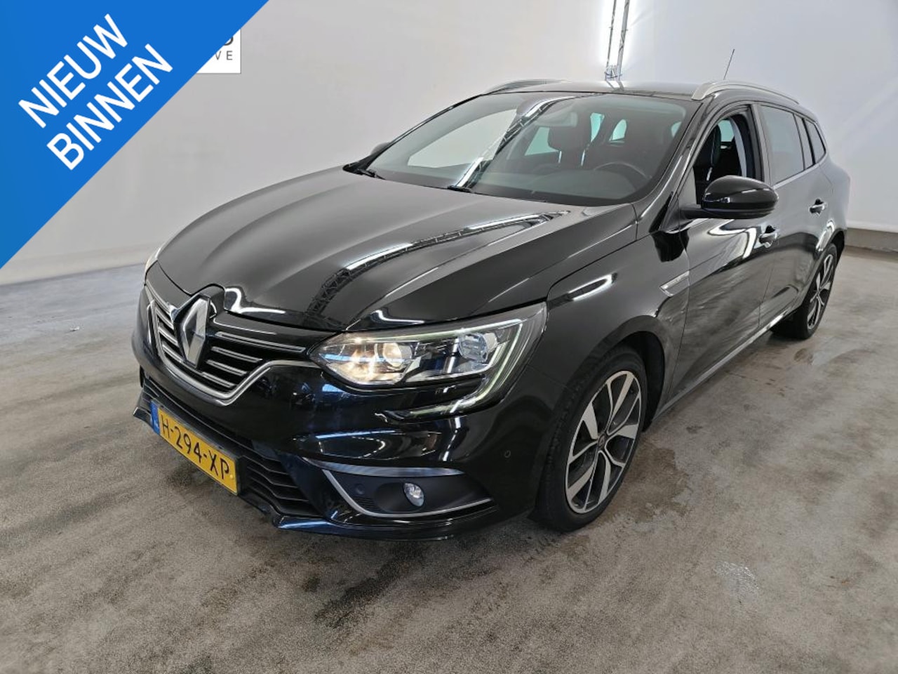 Renault Mégane Estate - 1.3 TCe Bose NL-AUTO | BOSE | CAMERA | CARPLAY - AutoWereld.nl
