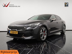 Kia Stinger - 3.3 V6 T-GDI AWD GT 370PK - Lederen bekleding - Sportstoelen - Stoel- en stuurverwarming