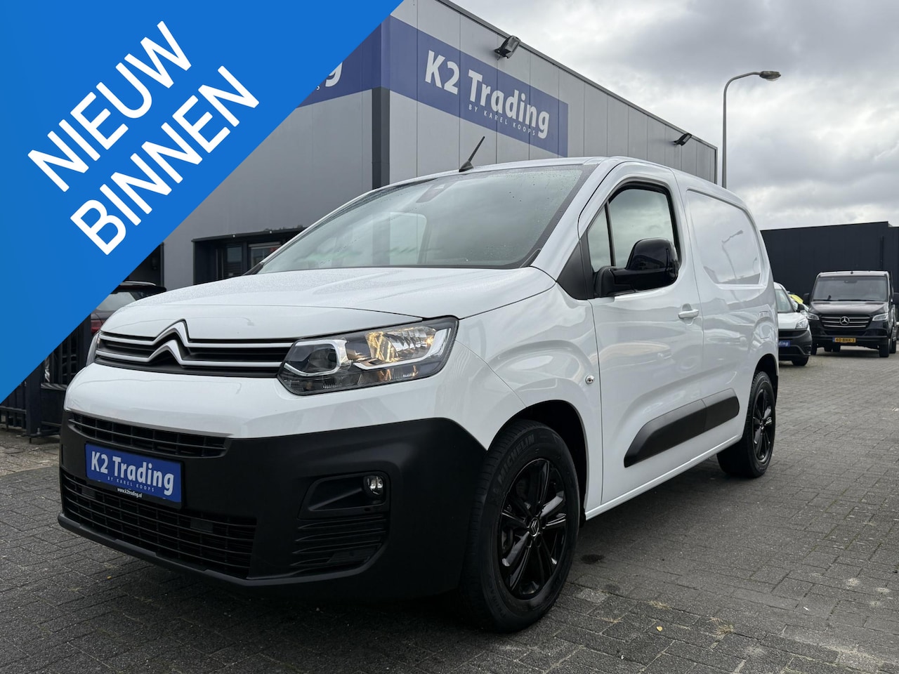 Citroën ë-Berlingo - Club 50 kWh 3 Zitplaatsen Climate Control 16" velgen 2x Camera Carplay - AutoWereld.nl