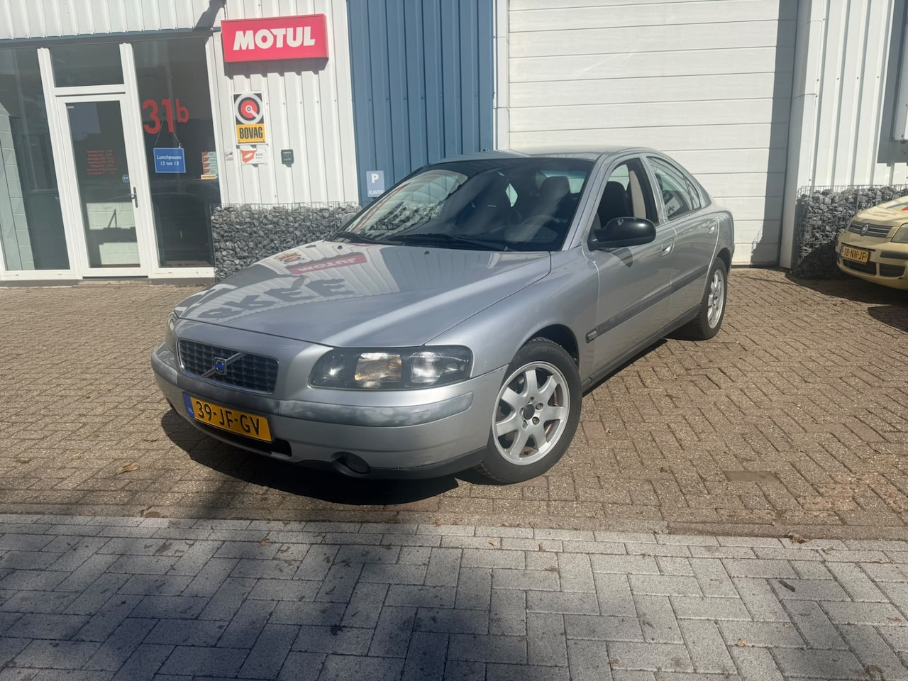 Volvo S60 - 2.4 Edition Erg mooi rijdt super LPG - AutoWereld.nl