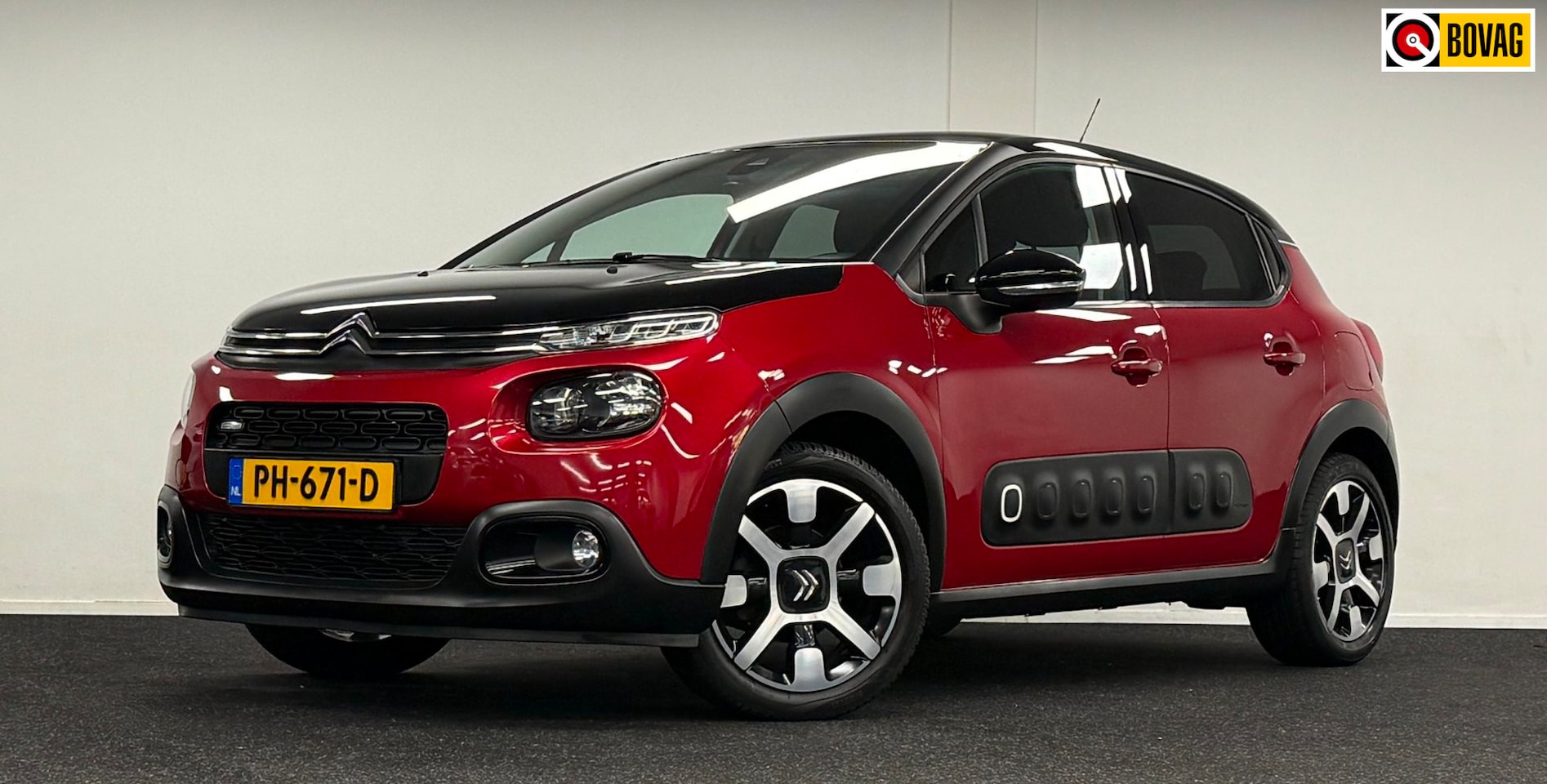 Citroën C3 - 1.2 PureTech Shine*NweDbriem*Camera*Carplay*Camera! - AutoWereld.nl