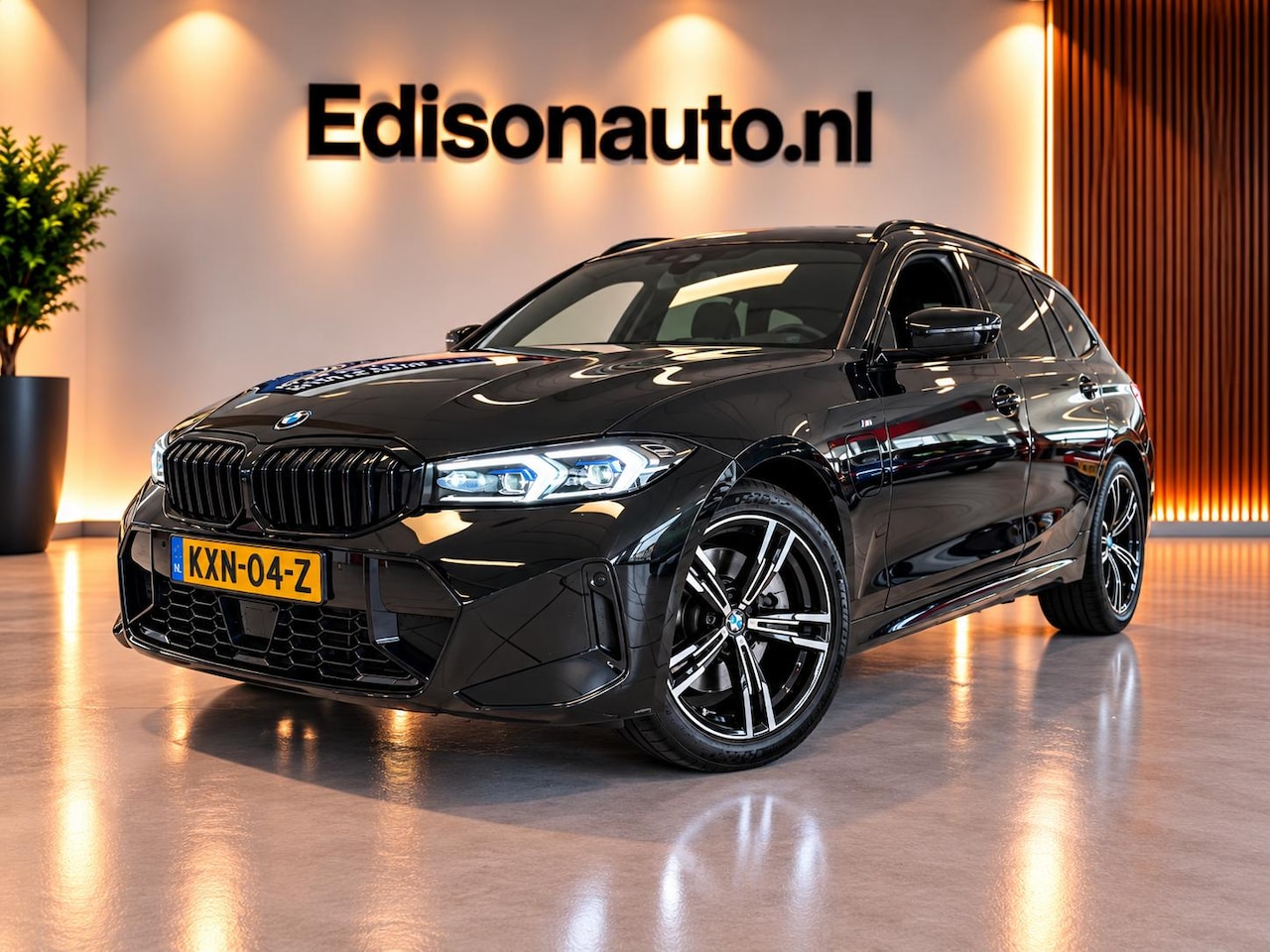 BMW 3-serie Touring - 330e xDrive M Sport 292PK *HEADup*360CAM*ACC* - AutoWereld.nl
