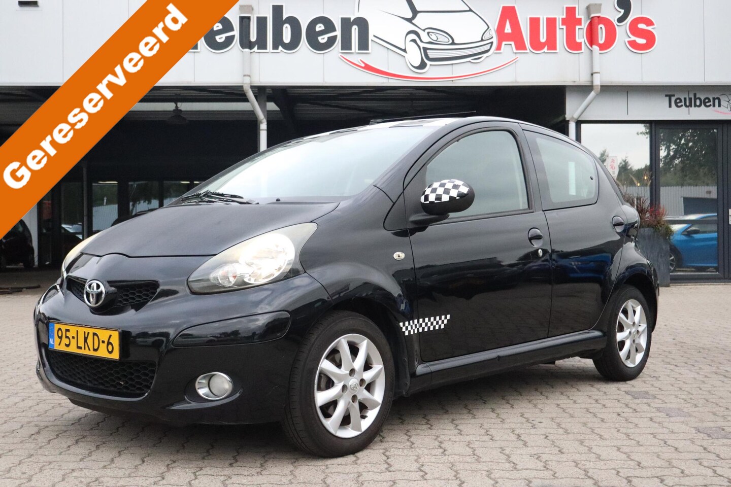 Toyota Aygo - 1.0-12V Comfort | APK geldig T/M 13-05-2027 | Multimedia | Lichtmetaal | Zie foto's - AutoWereld.nl