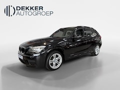 BMW X1 - sDrive 20i 184PK Automaat Limited Series met M-Pakket en Panoramadak