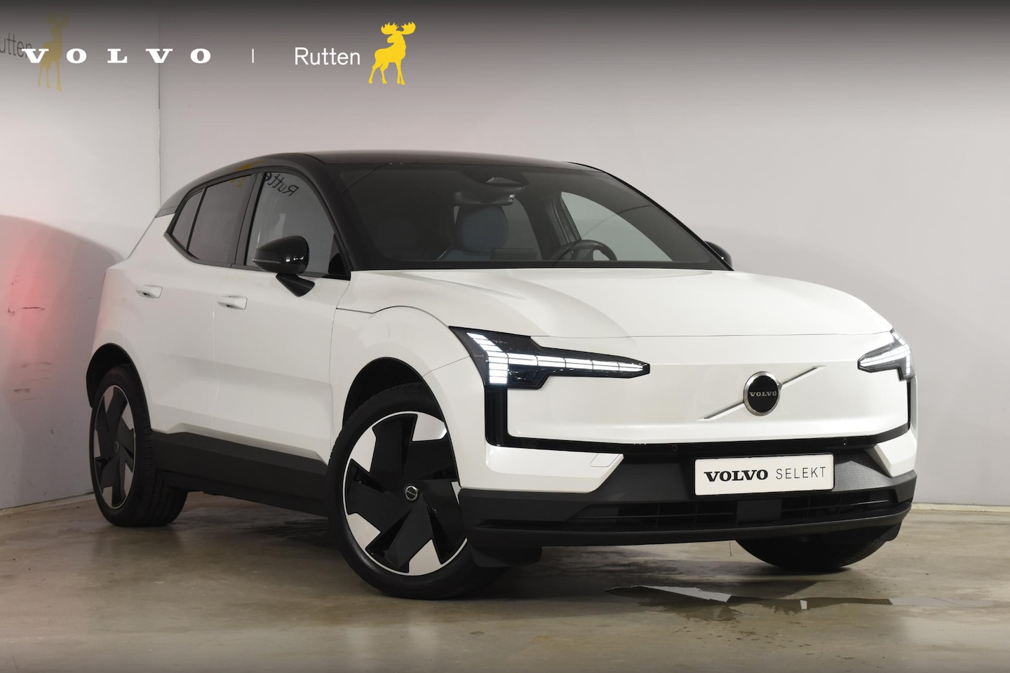 Volvo EX30 - 272PK Single Motor Extended Range Plus 69 kWh / Adaptive Cruise Control / Harman Kardon / - AutoWereld.nl