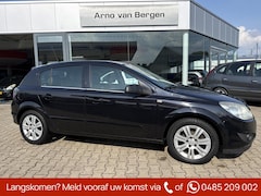 Opel Astra - 1.6 Cosmo, lederen bekleding, stoelverwarming, navigatie, climatronic, cruisecontrol, pdc