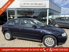 Audi A3 - 1.6 Attraction, climatronic, cruisecontrol, trekhaak, top onderhouden en afkomstig van de