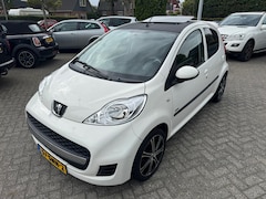 Peugeot 107 - 1.0-12V Sportium 5Drs, Apk 23/11-27, Airco, Nap, Elek-pakket