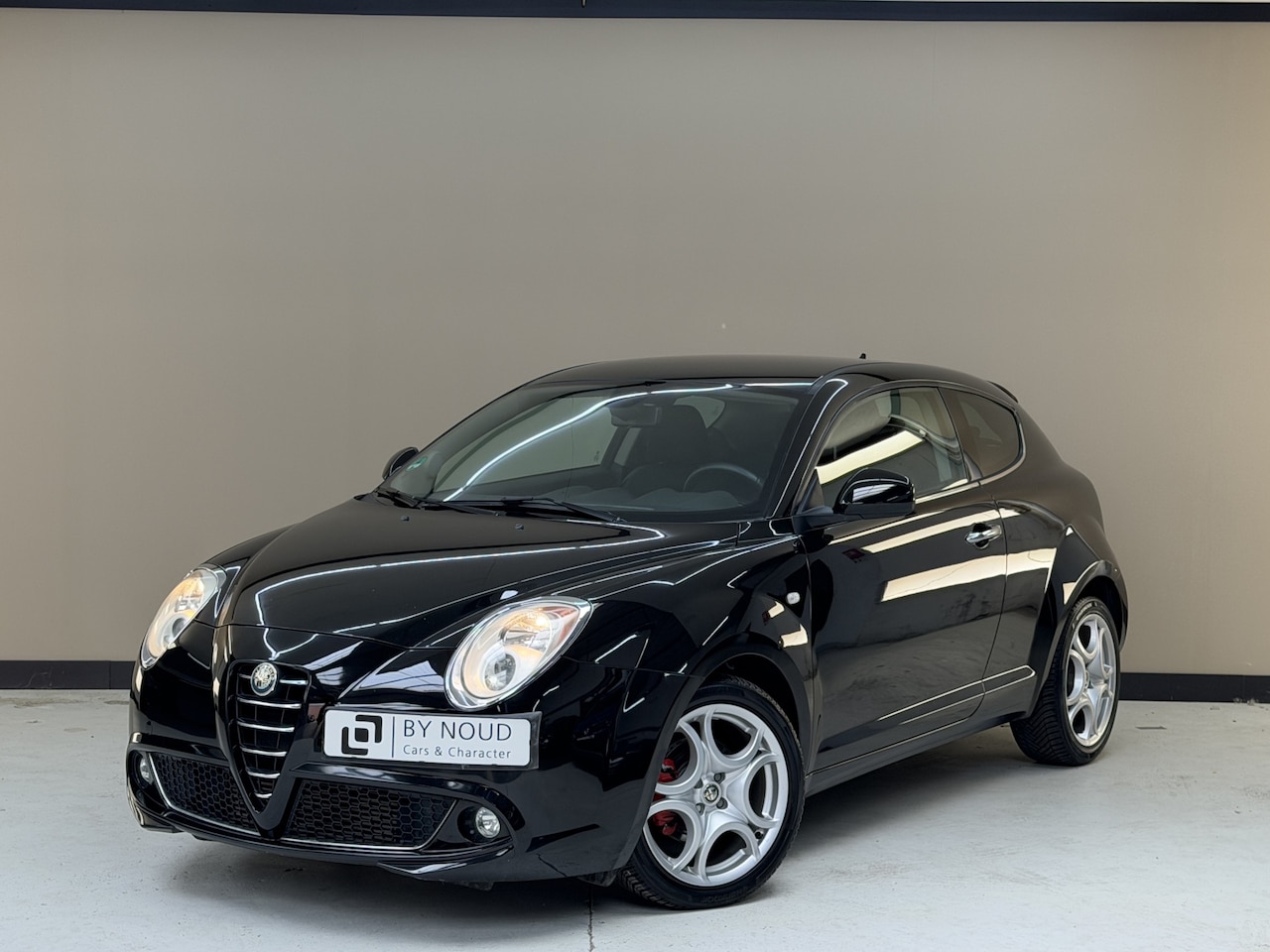 Alfa Romeo MiTo - 1.4 T Distinctive 1.4 T Distinctive, 135Pk, 2010, 1ste eigenaar, Nieuwe multiair, Climate control, Cruise co - AutoWereld.nl
