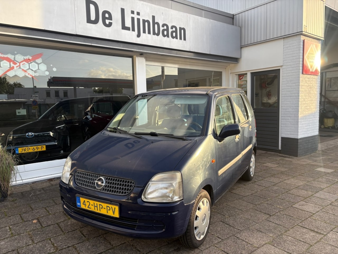 Opel Agila - 1.0-12V Comfort 1.0-12V Comfort - AutoWereld.nl