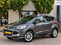Ford Kuga - 1.5 Titanium Plus LED Verlichting|Navi|CarPlay|PDC V/A|ClimateControl|Stoelverwarming|