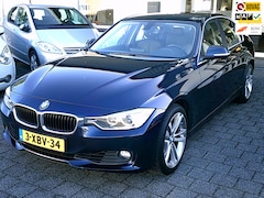 BMW 3-serie - 320i Executive (Aut./LMV/NAV)